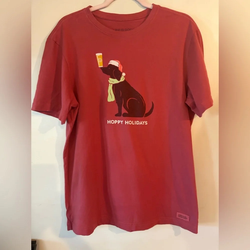 Life Is Good Red 'Hoppy Holidays' Short Sleeve Tee size M Christmas Beer - Picture 1 of 5